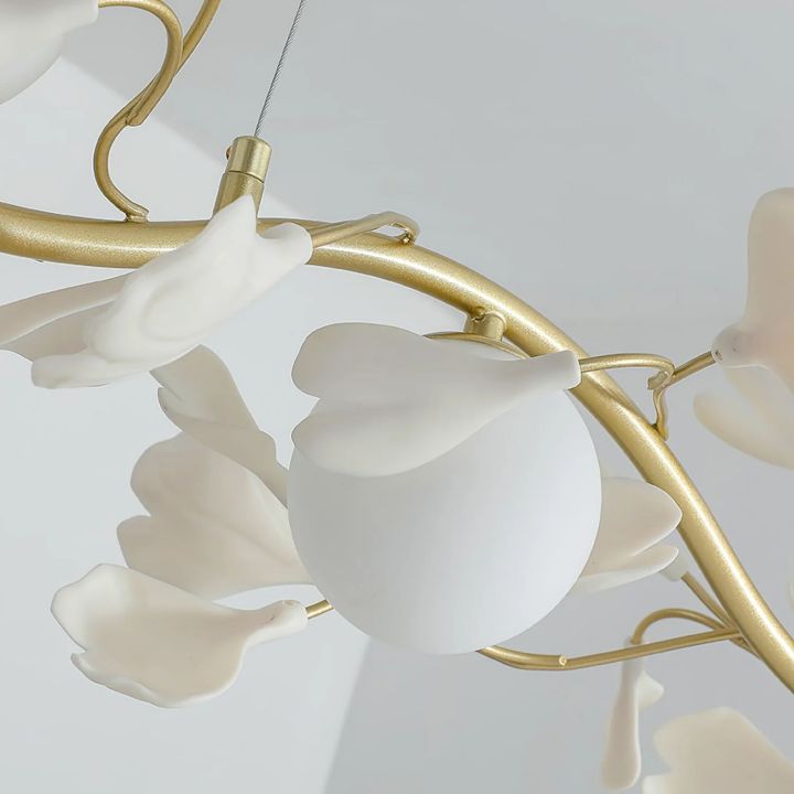 Gingko Glass Chandelier - ebuylight